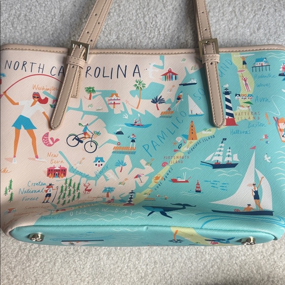 Purse with Outer Banks North Carolina - Picture 3 of 9
